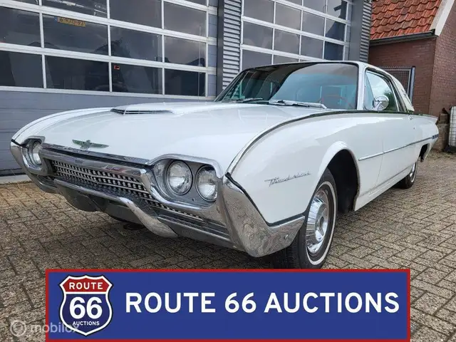 Ford Thunderbird Landau | 1962 | Route 66 Auctions