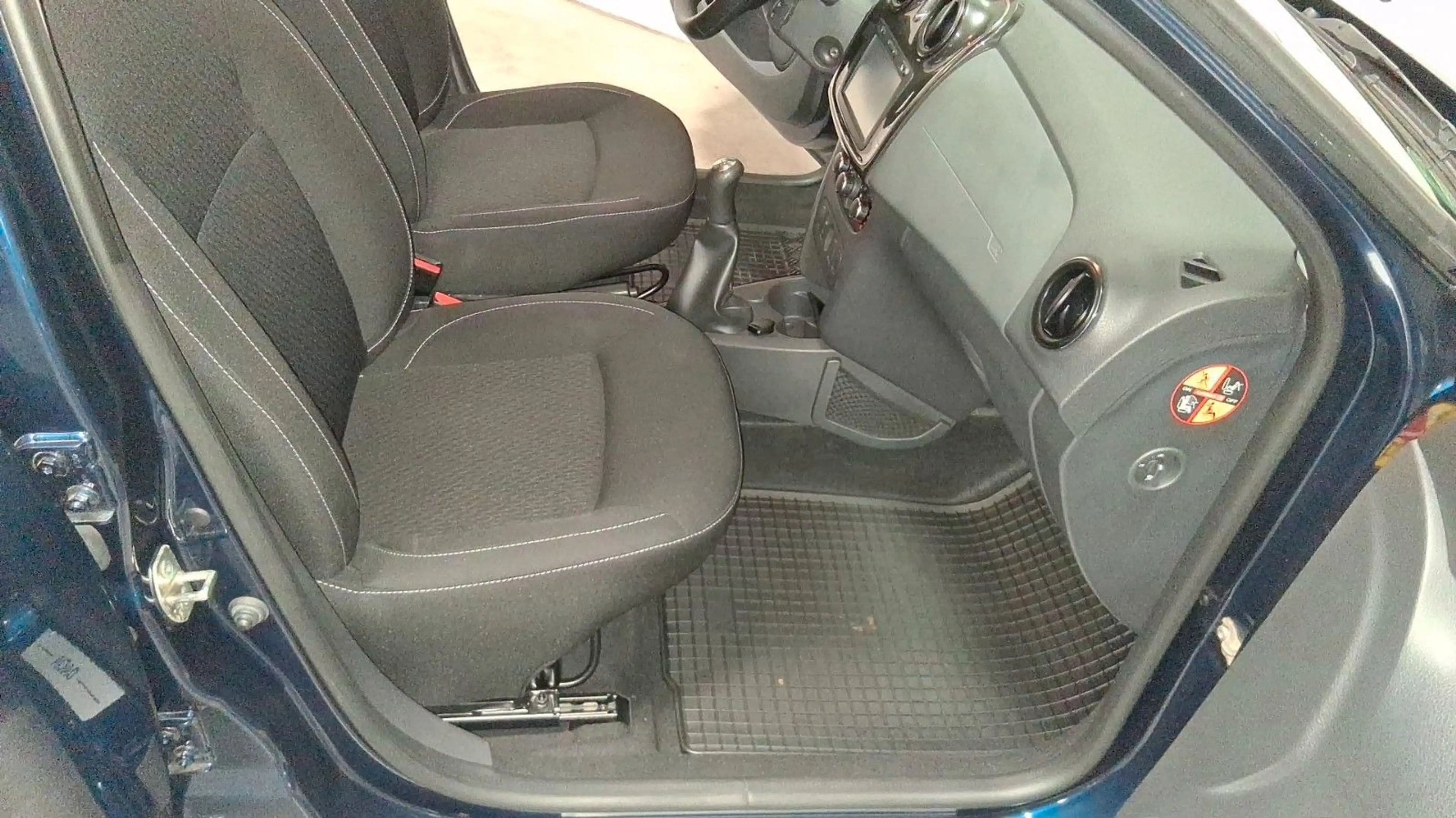 Dacia Logan 1,5d 'Lim. Klima, Navi, Temp. — photo 8
