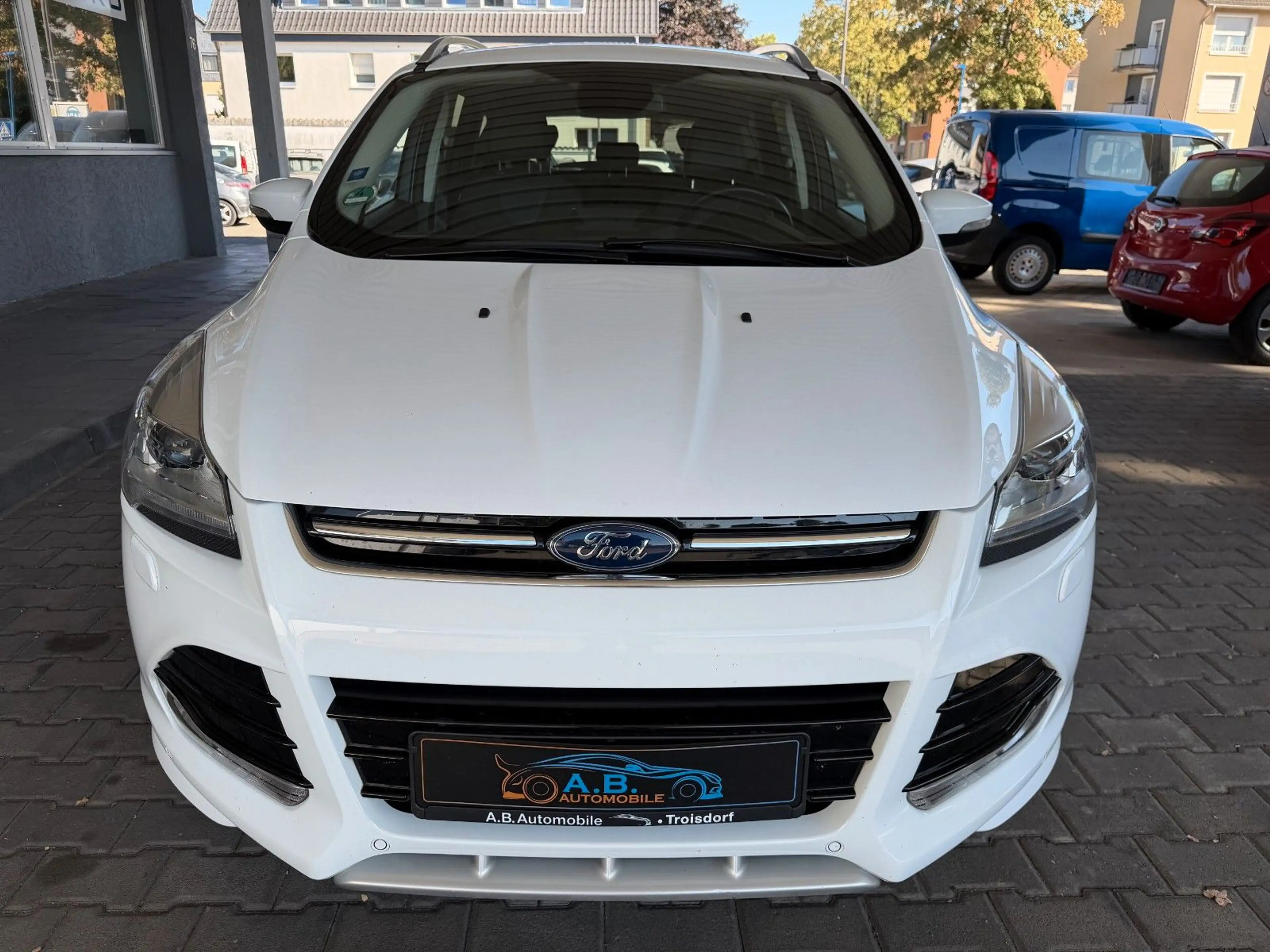 Ford Kuga Individual — photo 2