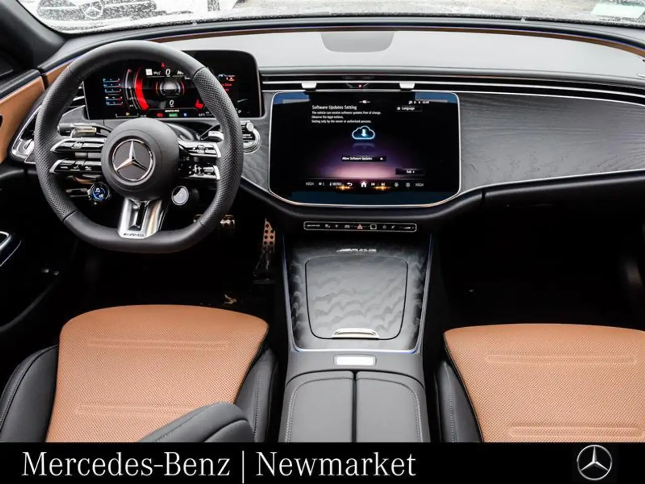 Mercedes-Benz E-Class снимка Mercedes-Benz E-Class