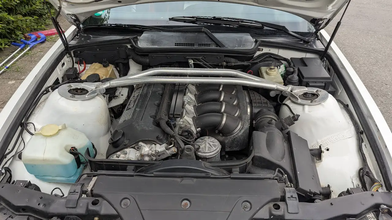 BMW M3, foto 9