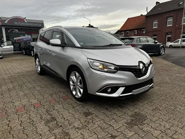 Renault Grand Scenic AUTOMATIK Kamera 20''