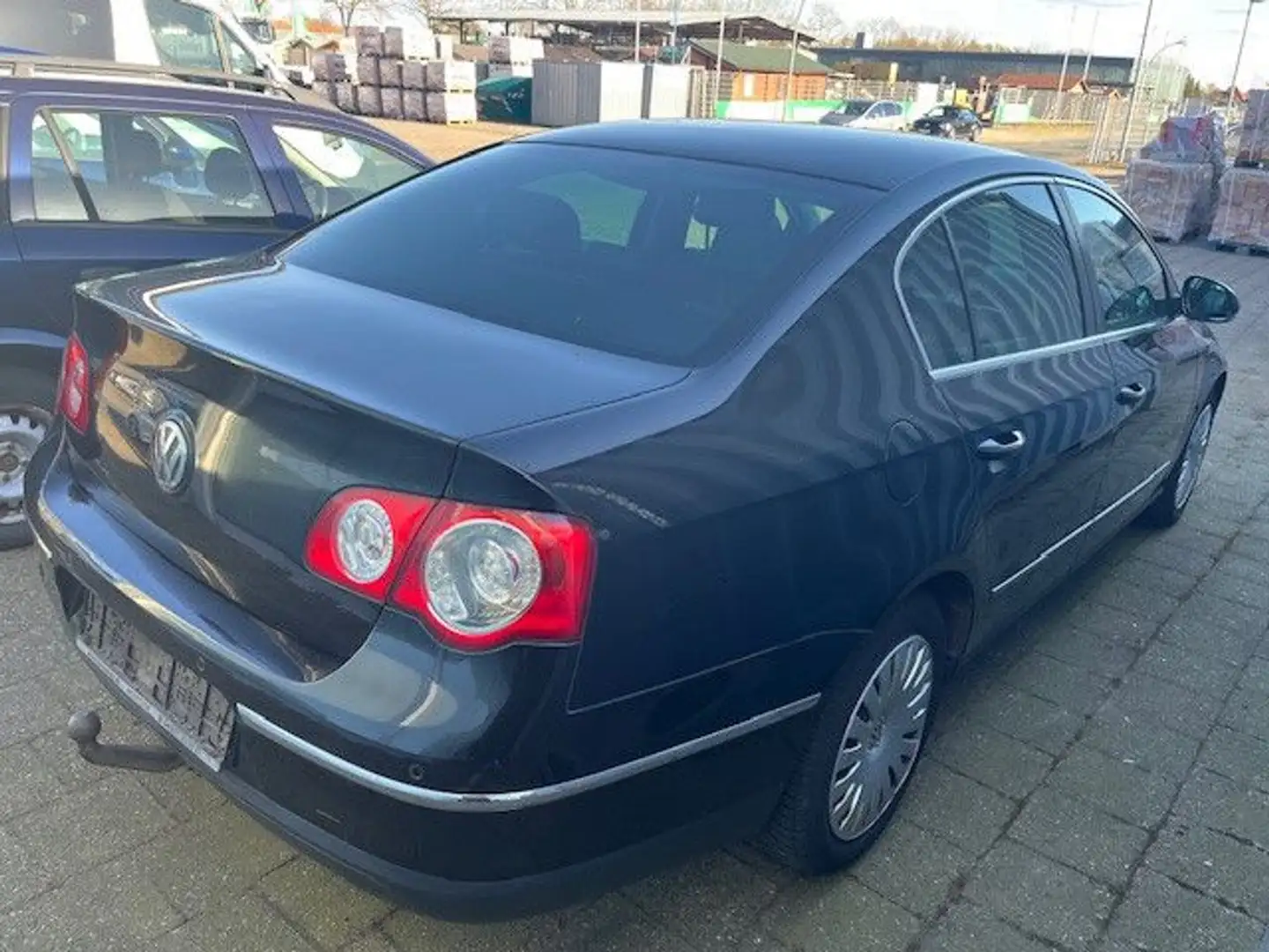 Volkswagen Passat Lim. 1.9 TDI  Comfortline Leder AHK Noir - 2