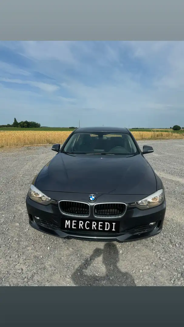 BMW 318 bmw serie 3 f30 - 2