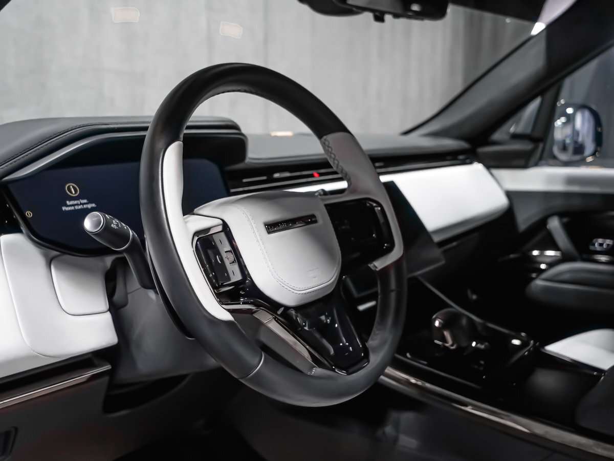 2024 Land Rover Range Rover Sport EDITION ONE SV Carbon wheels/carbon ceramic brakes thumb 23