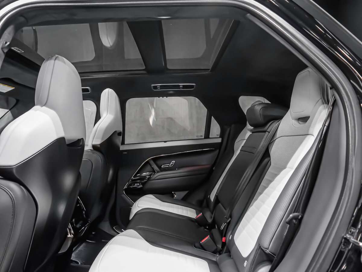 2024 Land Rover Range Rover Sport EDITION ONE SV Carbon wheels/carbon ceramic brakes thumb 25