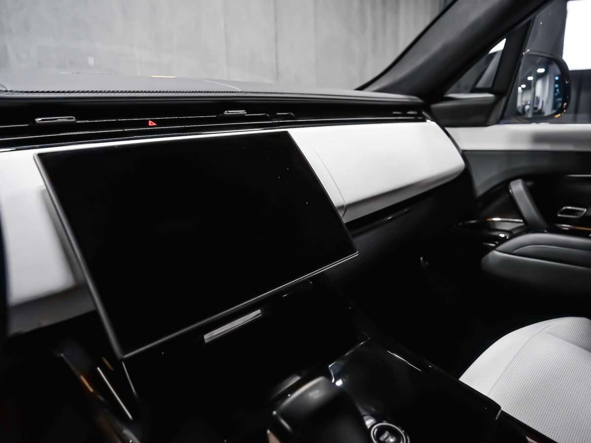 2024 Land Rover Range Rover Sport EDITION ONE SV Carbon wheels/carbon ceramic brakes thumb 29