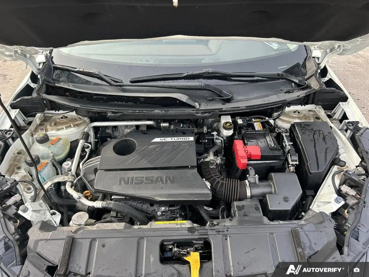 Nissan Rogue снимка Nissan Rogue