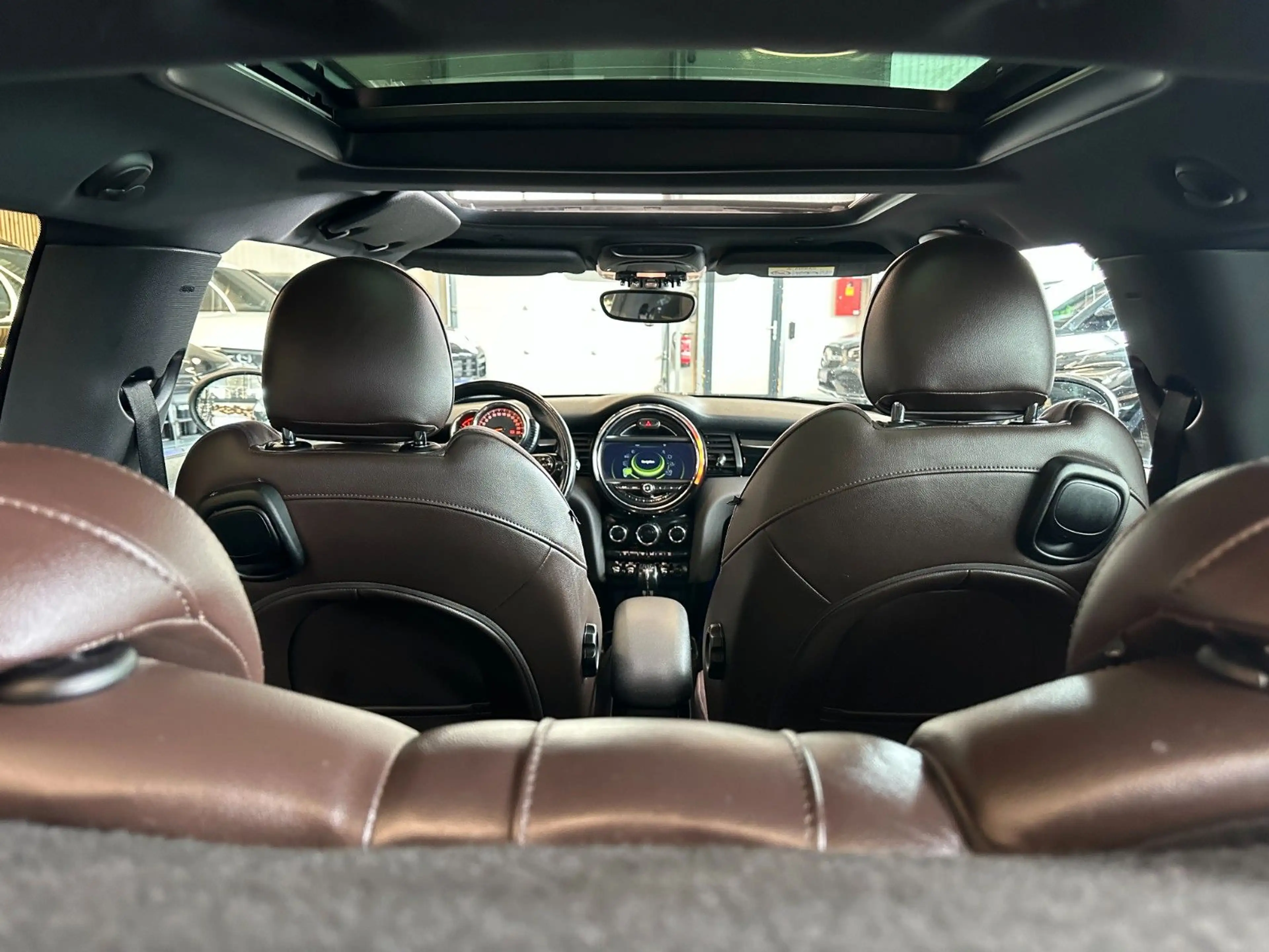 MINI Cooper SD *PANO*TEMPO*PDC*2-ZONEN*SPORT* — photo 6