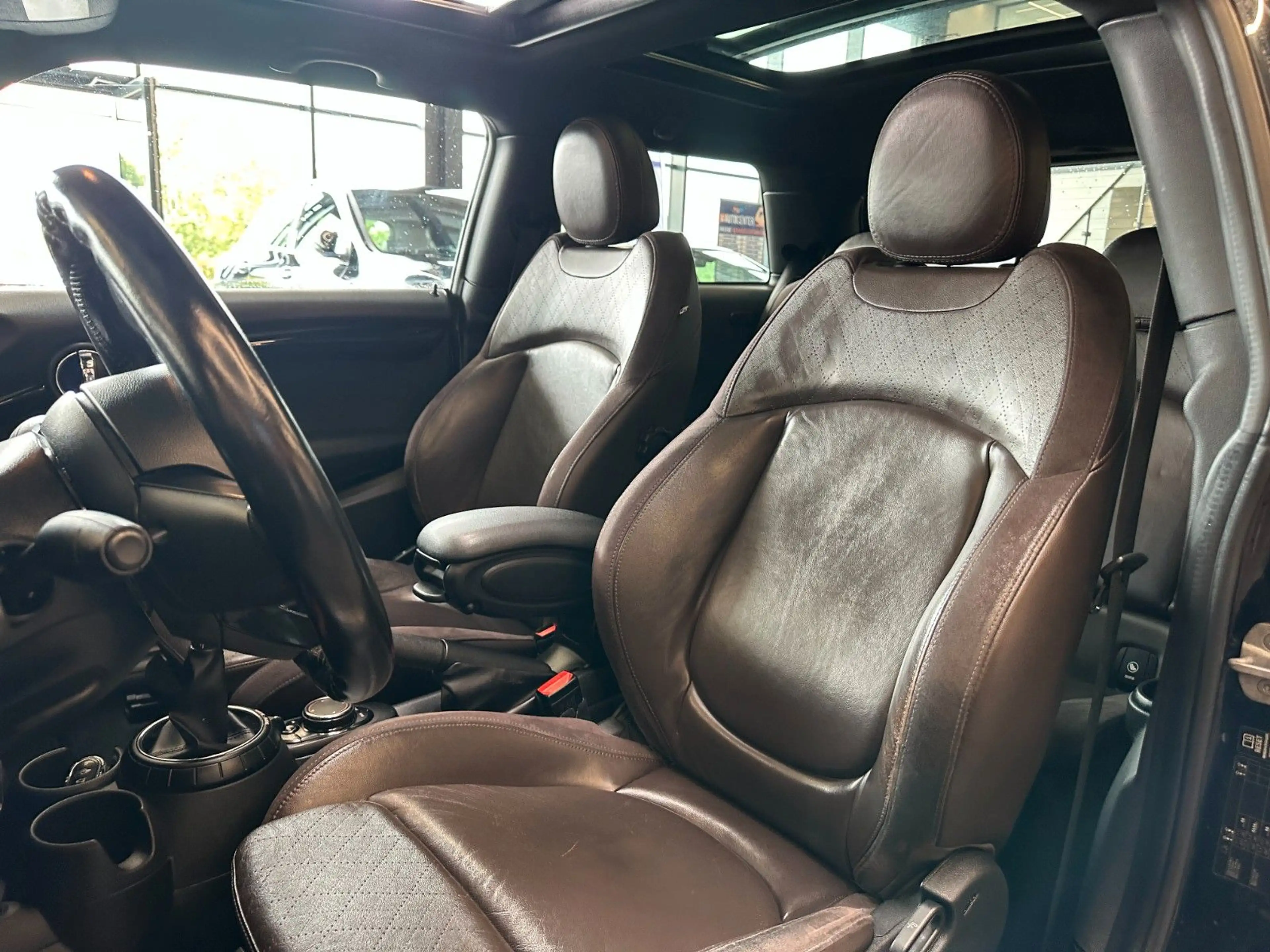 MINI Cooper SD *PANO*TEMPO*PDC*2-ZONEN*SPORT* — photo 8