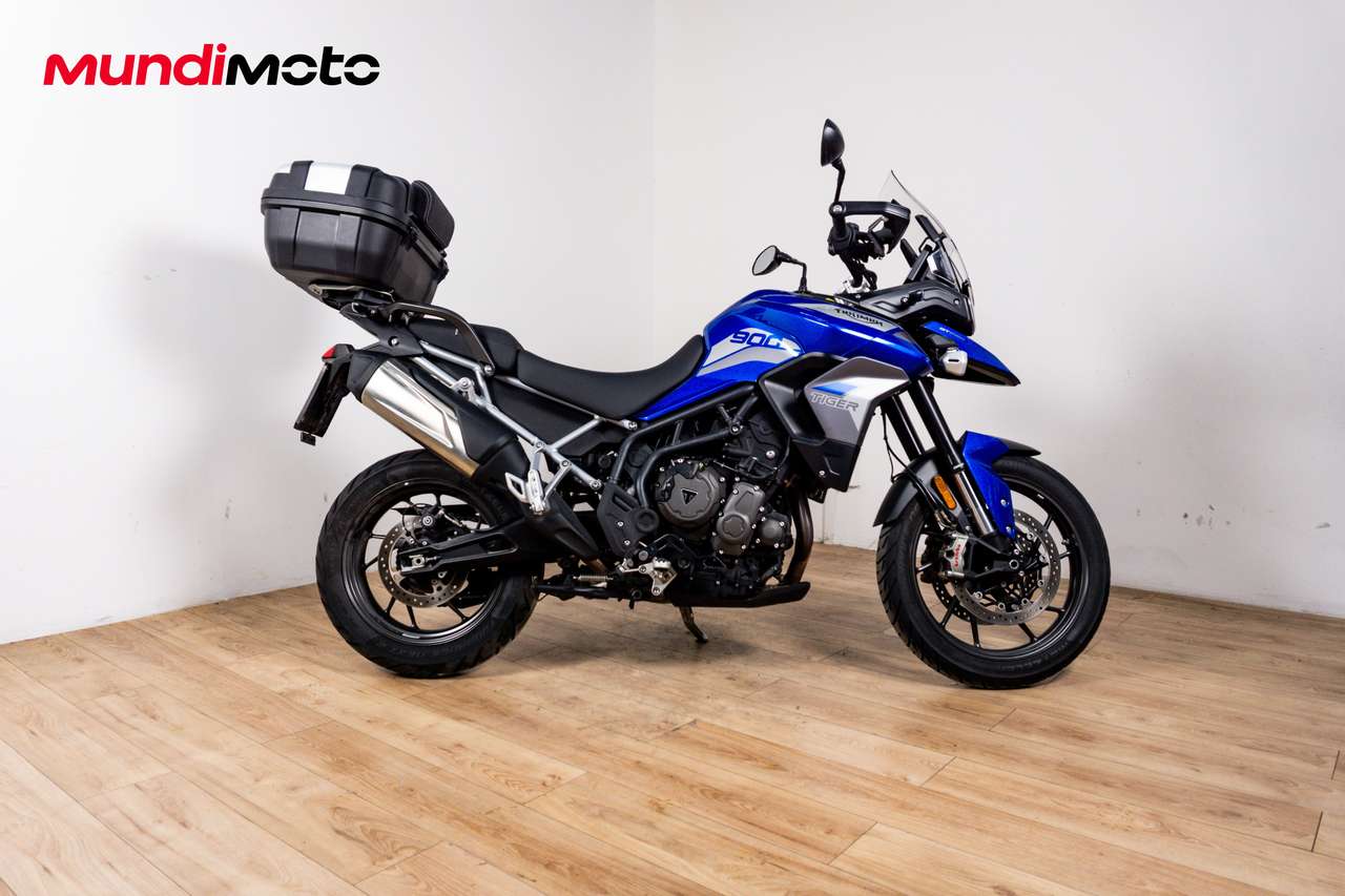 Triumph Tiger 900