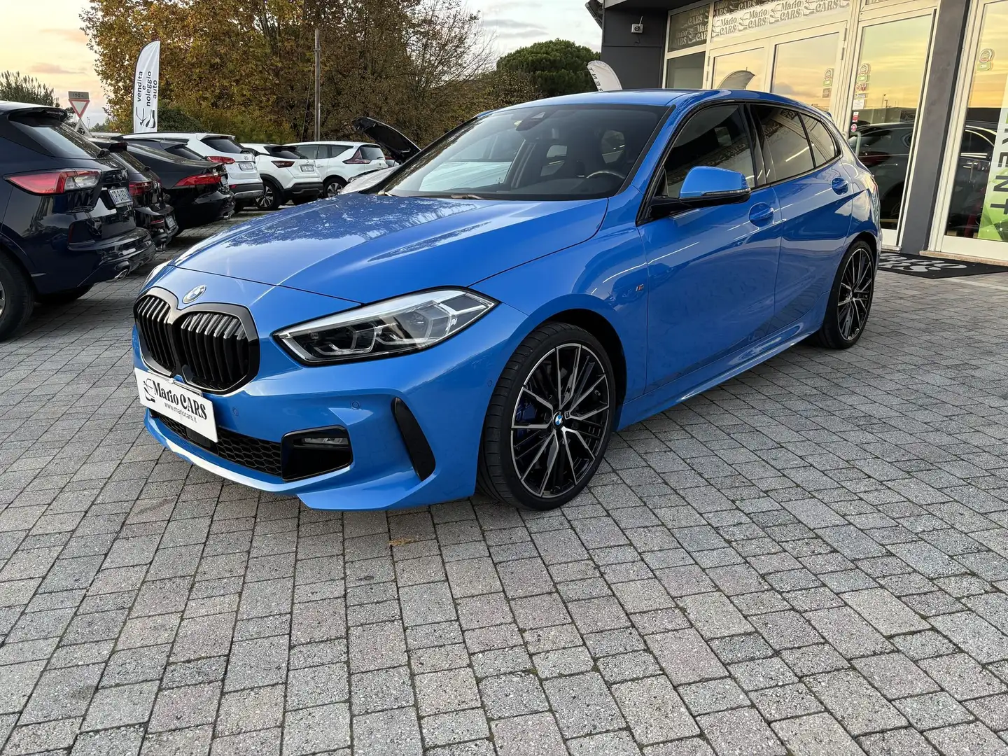 BMW 120 120d xDrive 5p. Msport Blauw - 2