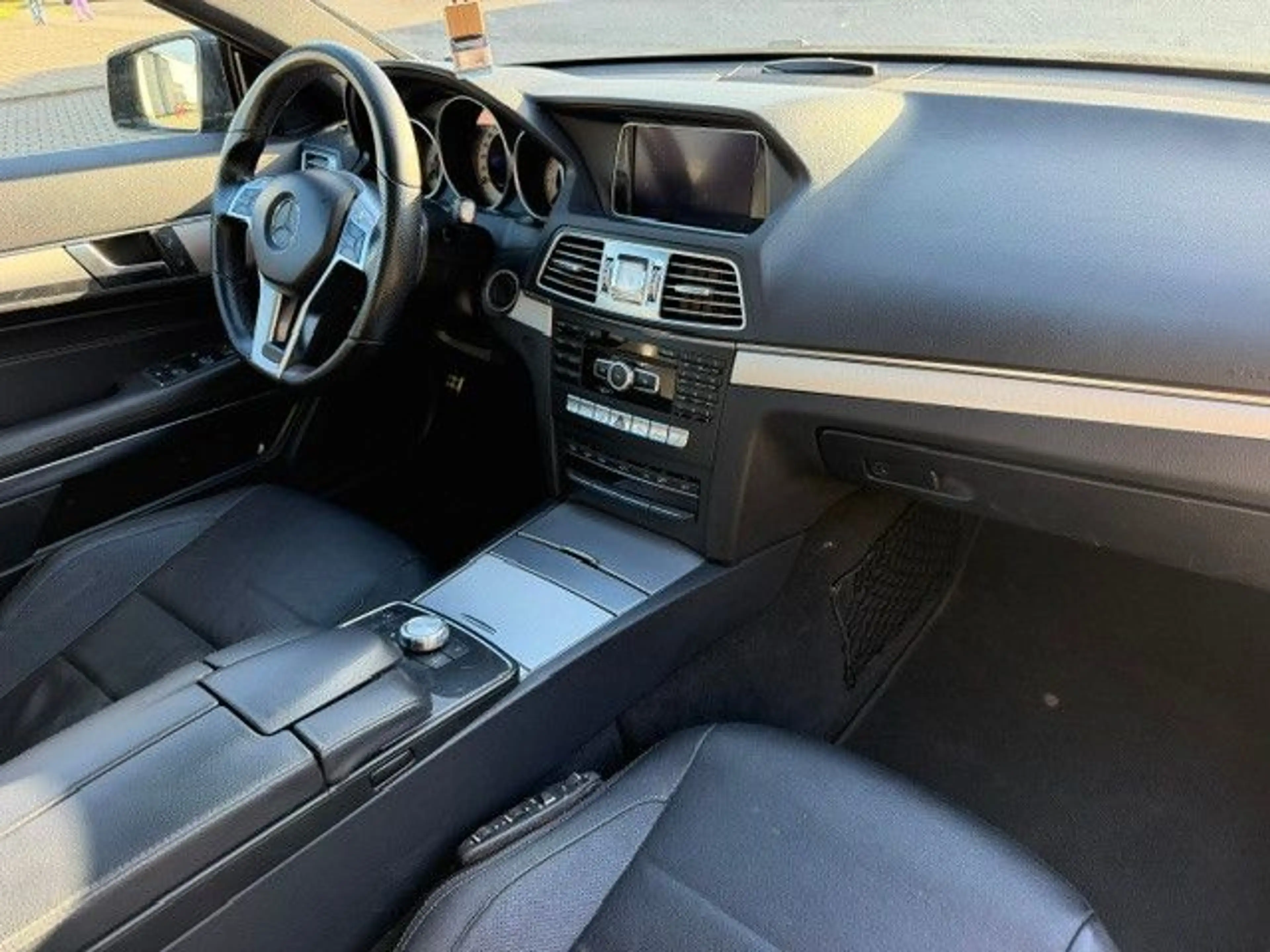 Mercedes-Benz E 350 E Coupe AMG-LINE ! PANORAMA! KAMERA ! EU6! — photo 4