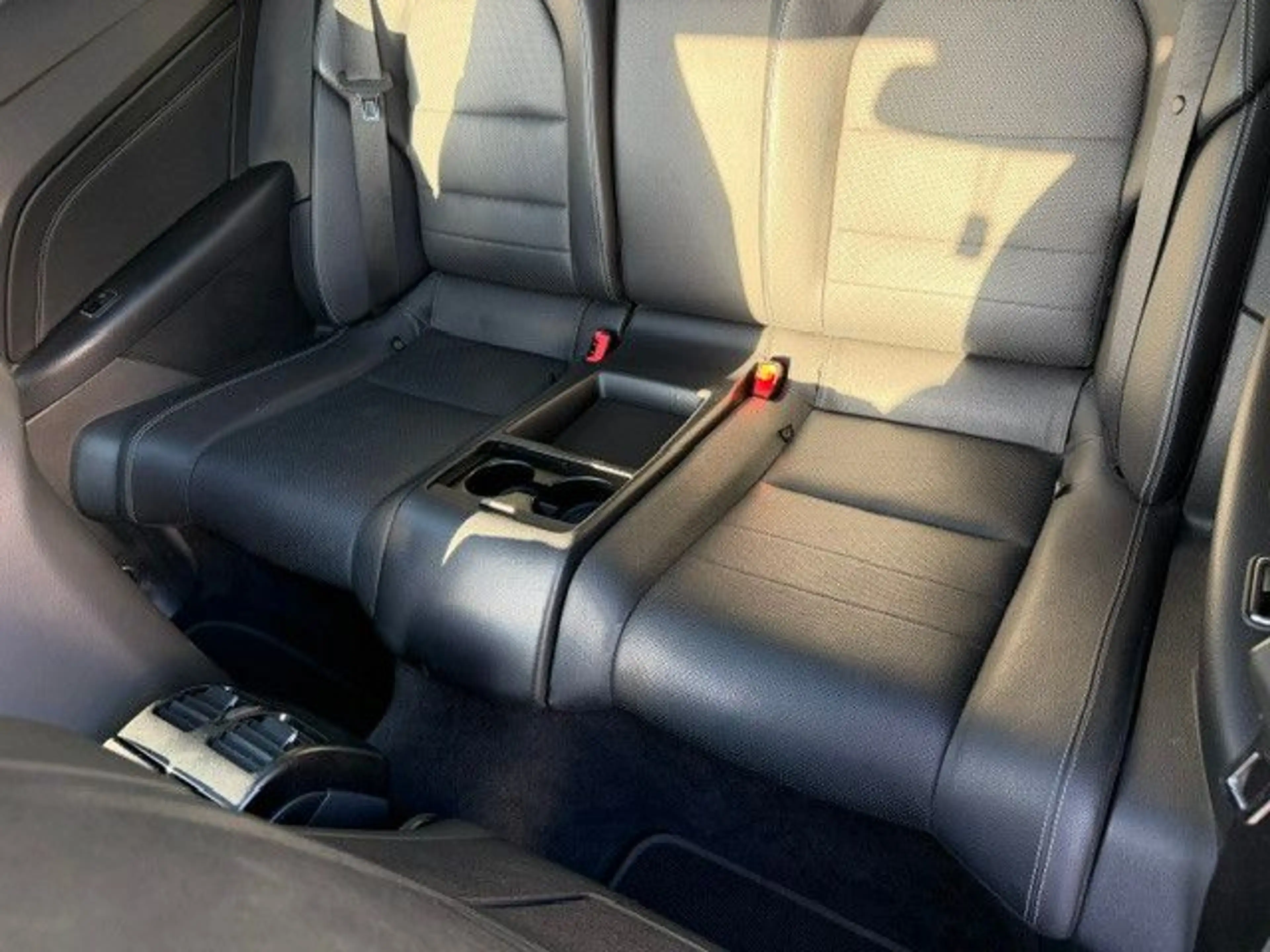 Mercedes-Benz E 350 E Coupe AMG-LINE ! PANORAMA! KAMERA ! EU6! — photo 6
