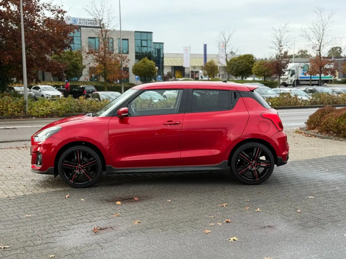 Suzuki Swift 1.4 BOOSTERJET 140PK SPORT NL-AUTO CARPLAY KEYLESS Rood - 2