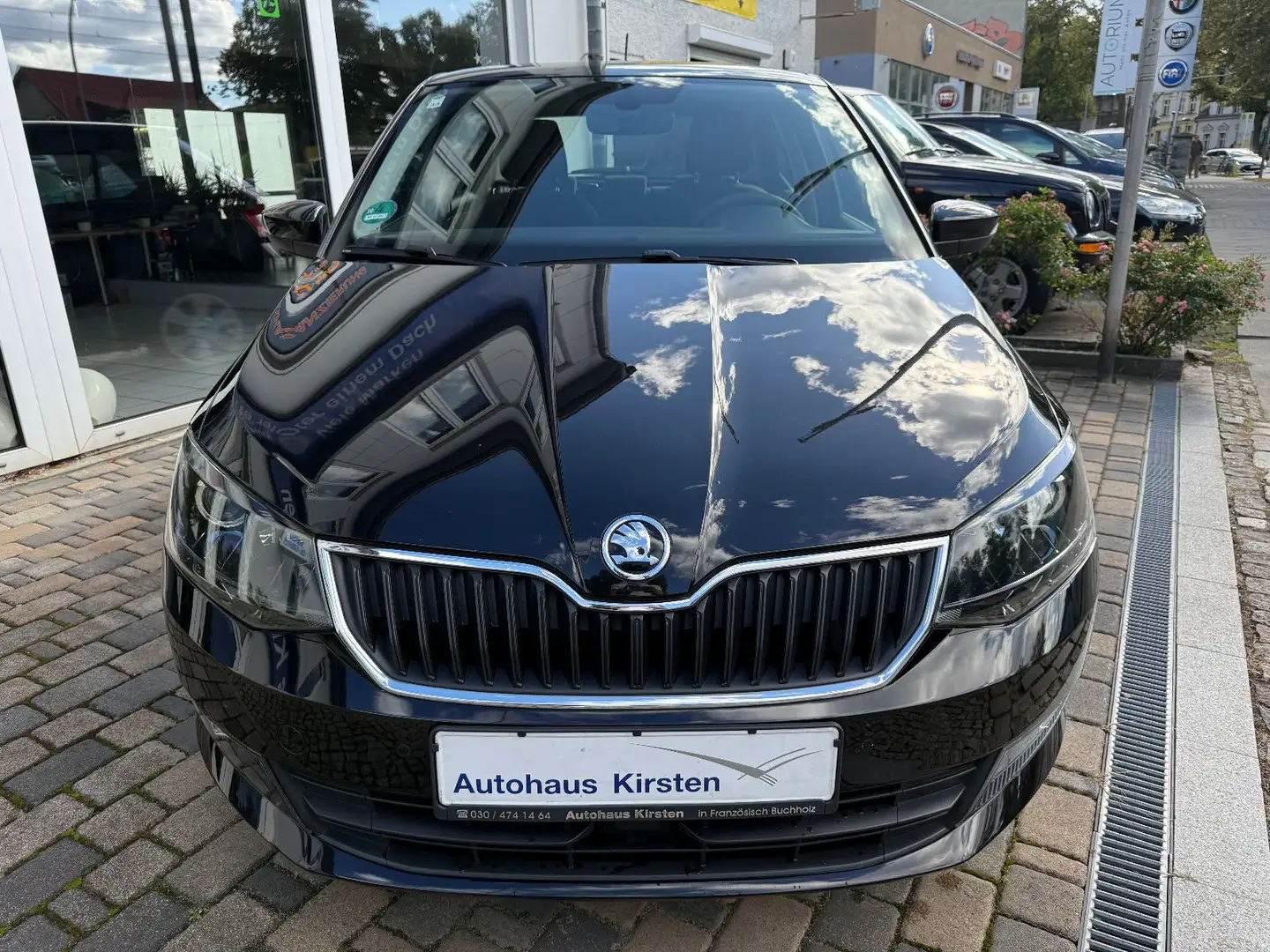 Skoda Fabia 1.0 DSG SHZ/PDC/Klima/Tempomat/Garantie Schwarz - 2