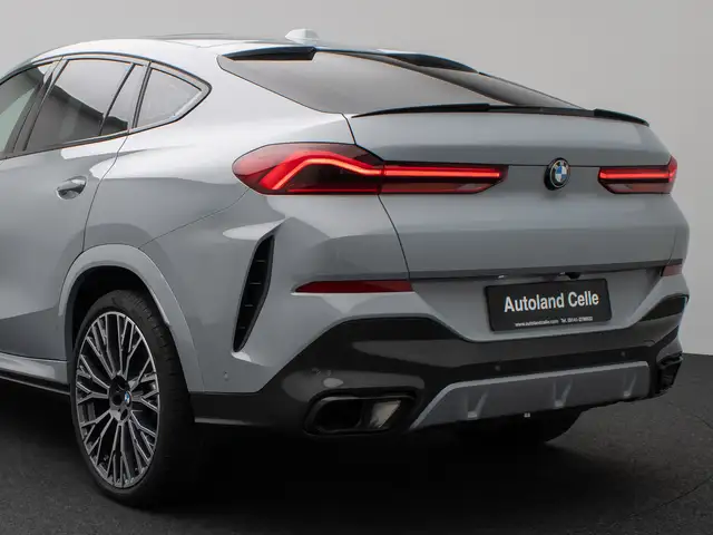 BMW X6 view 17