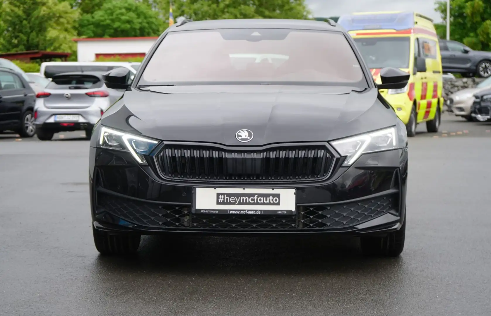 Skoda Octavia Combi 2.0 TDI DSG Sportline *Matrix*ACC Schwarz - 2