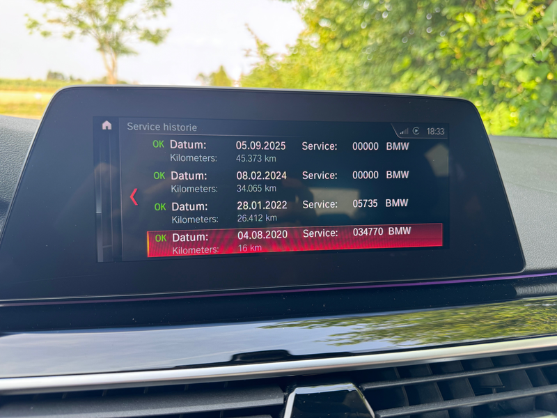 BMW 520 520iA Sport Line/M interieur/keyless/carplay/led koplampen/bmw historiek/… — photo 14