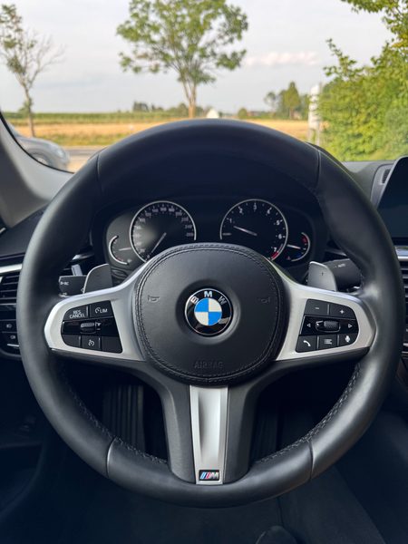 BMW 520 520iA Sport Line/M interieur/keyless/carplay/led koplampen/bmw historiek/… — photo 7