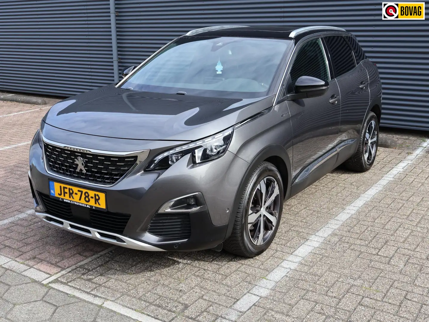 Peugeot 3008 1.2 PureTech GT Leder Pano Navi PDC Camera Cruise Gris - 1