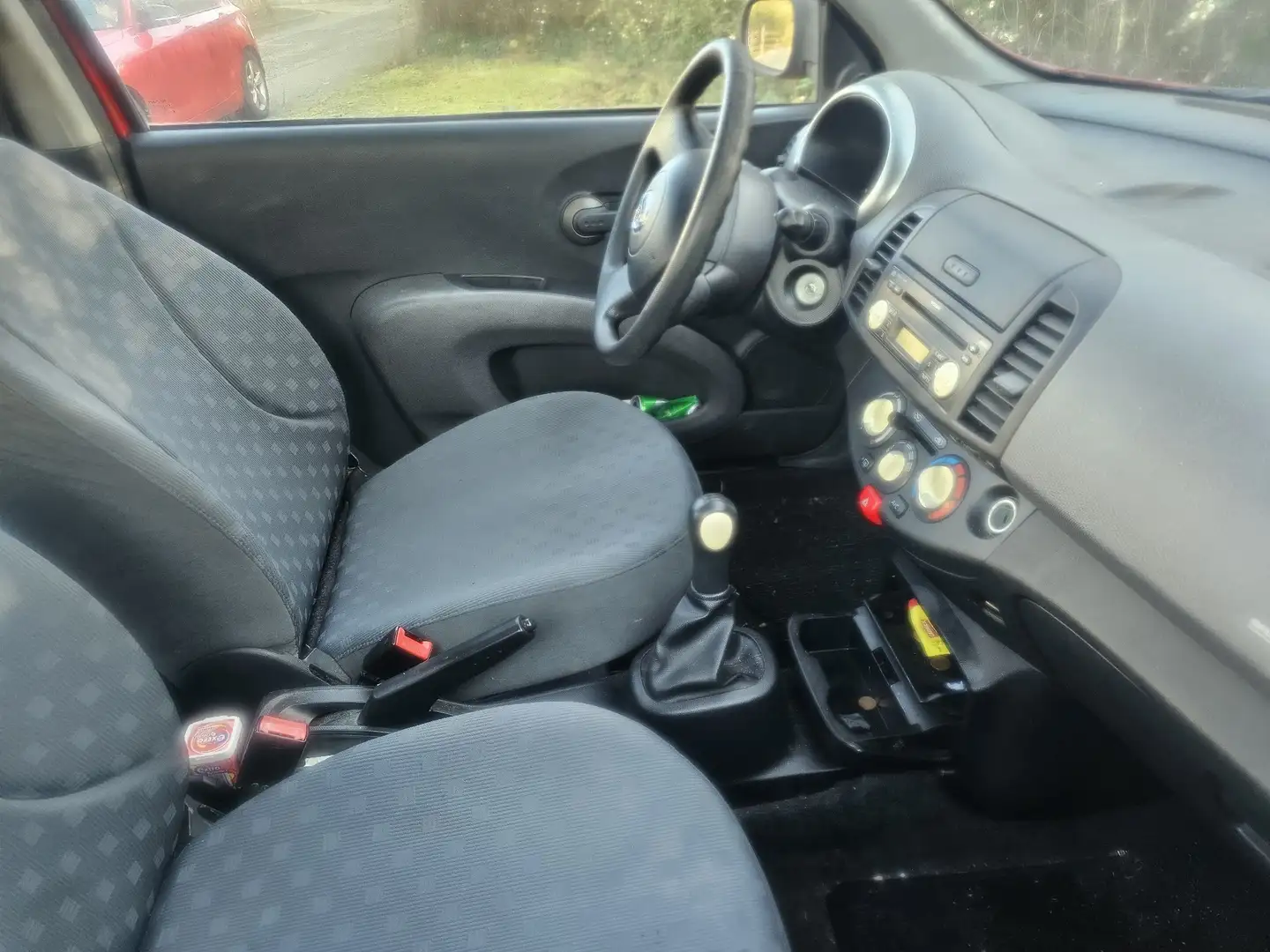 Nissan Micra Rot - 2