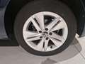 Volkswagen Golf Golf Life 1.0 eTSI 81 kW (110 ch) 7 vitesses DSG Bleu - thumbnail 4