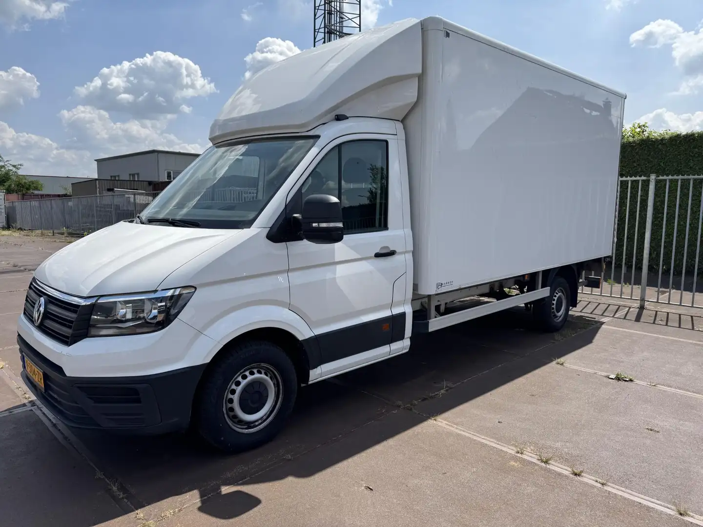 Volkswagen Crafter 35 2.0 TDI | Automaat | Laadklep | Meubelbak Wit - 1