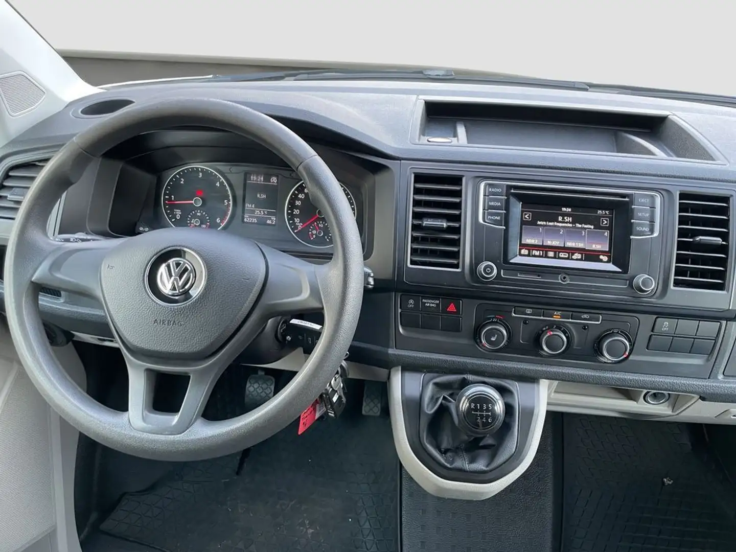 Volkswagen T6 Transporter Kasten 2.0 TDI 4-Motion 150 PS Bianco - 2