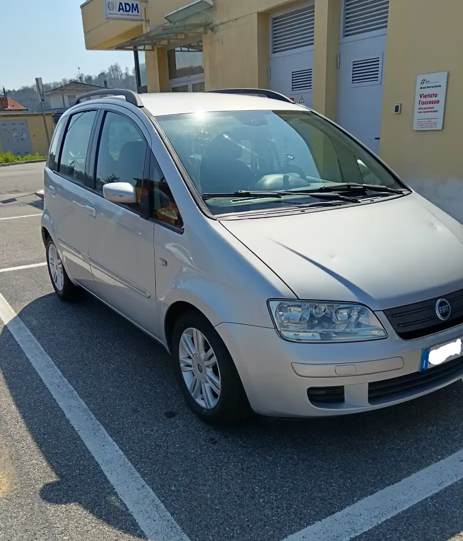 Fiat Idea 1.3 mjt 16v Emotion 90cv - 2