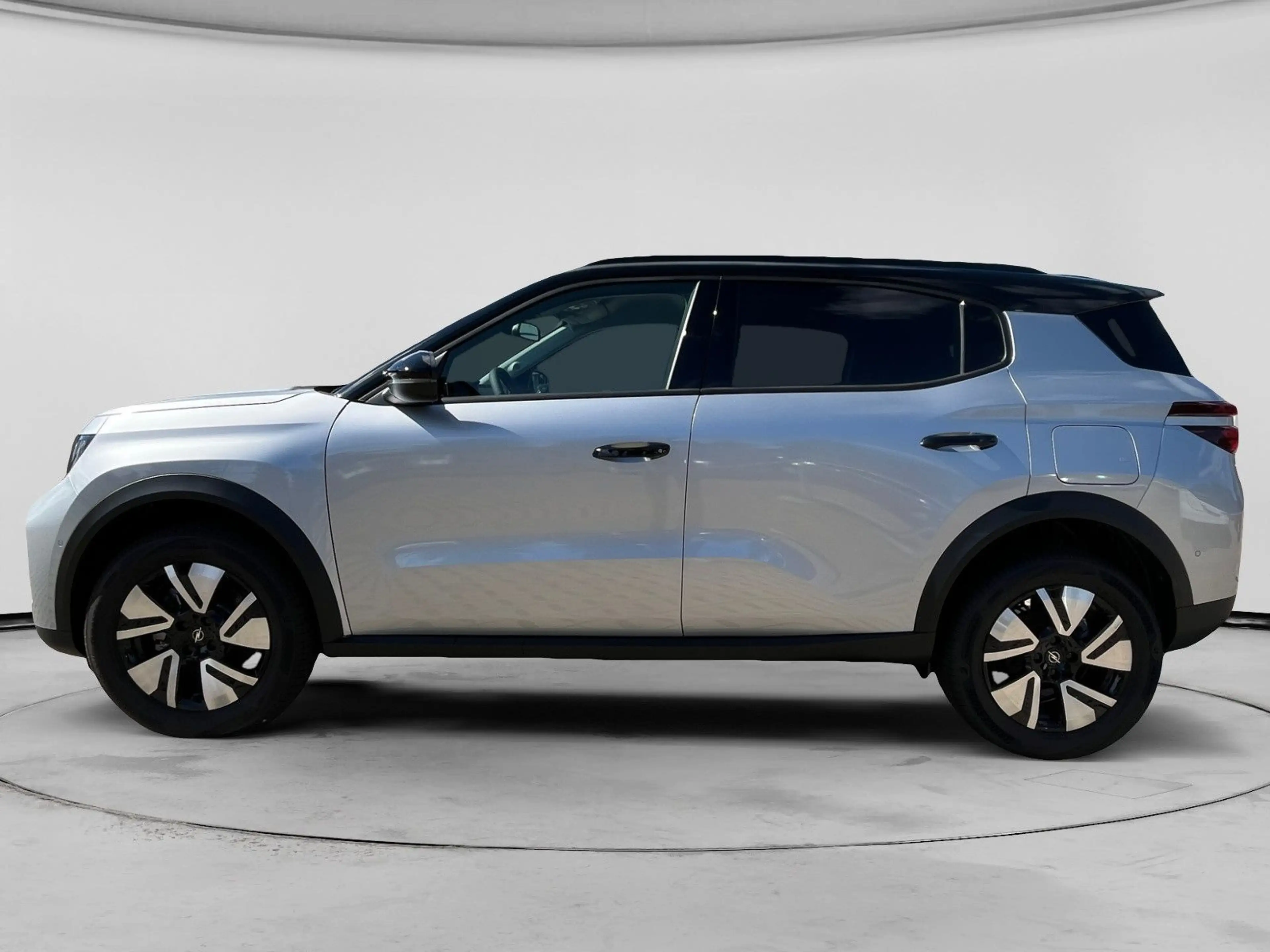Opel Frontera Ultimate 1.2 107 kW SHZ/DAB/LED — photo 2
