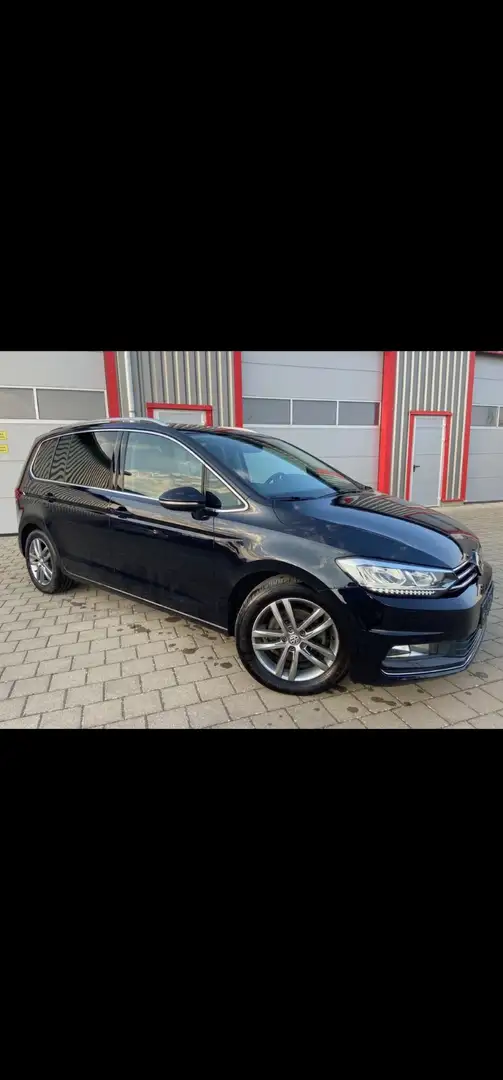 Volkswagen Touran Highline 2,0 SCR TDI DSG - 2