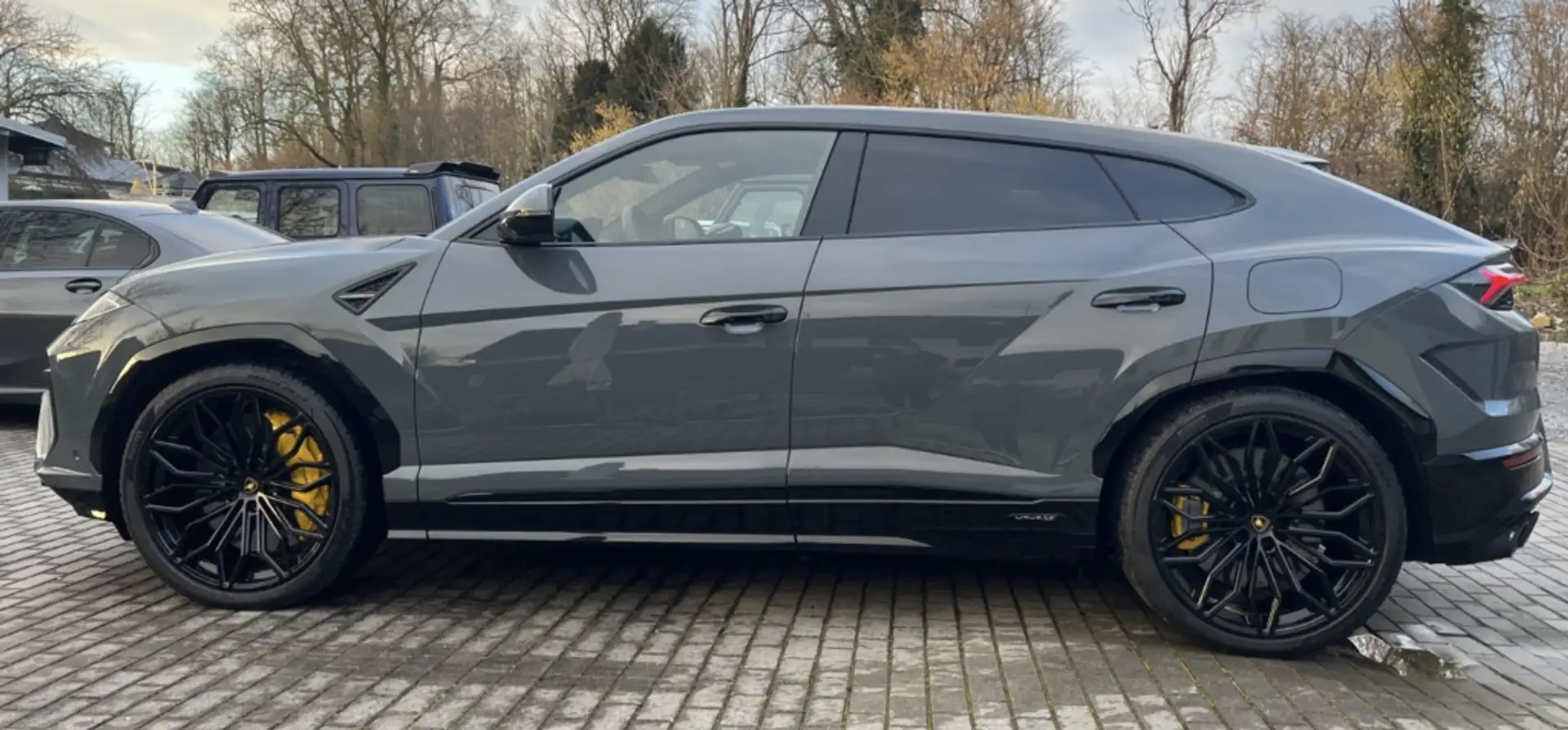 Lamborghini Urus SE Gris - 2