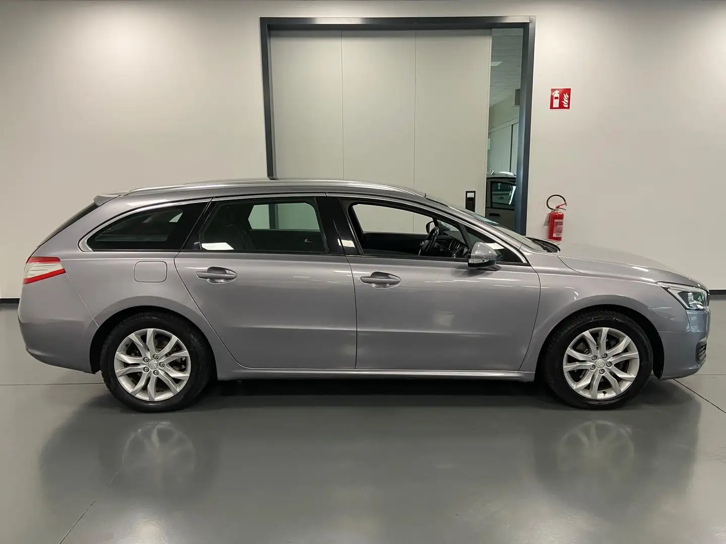 Peugeot 508 508 SW SW 2.0 bluehdi 16v Allure Ciel 150cv Grigio - 2