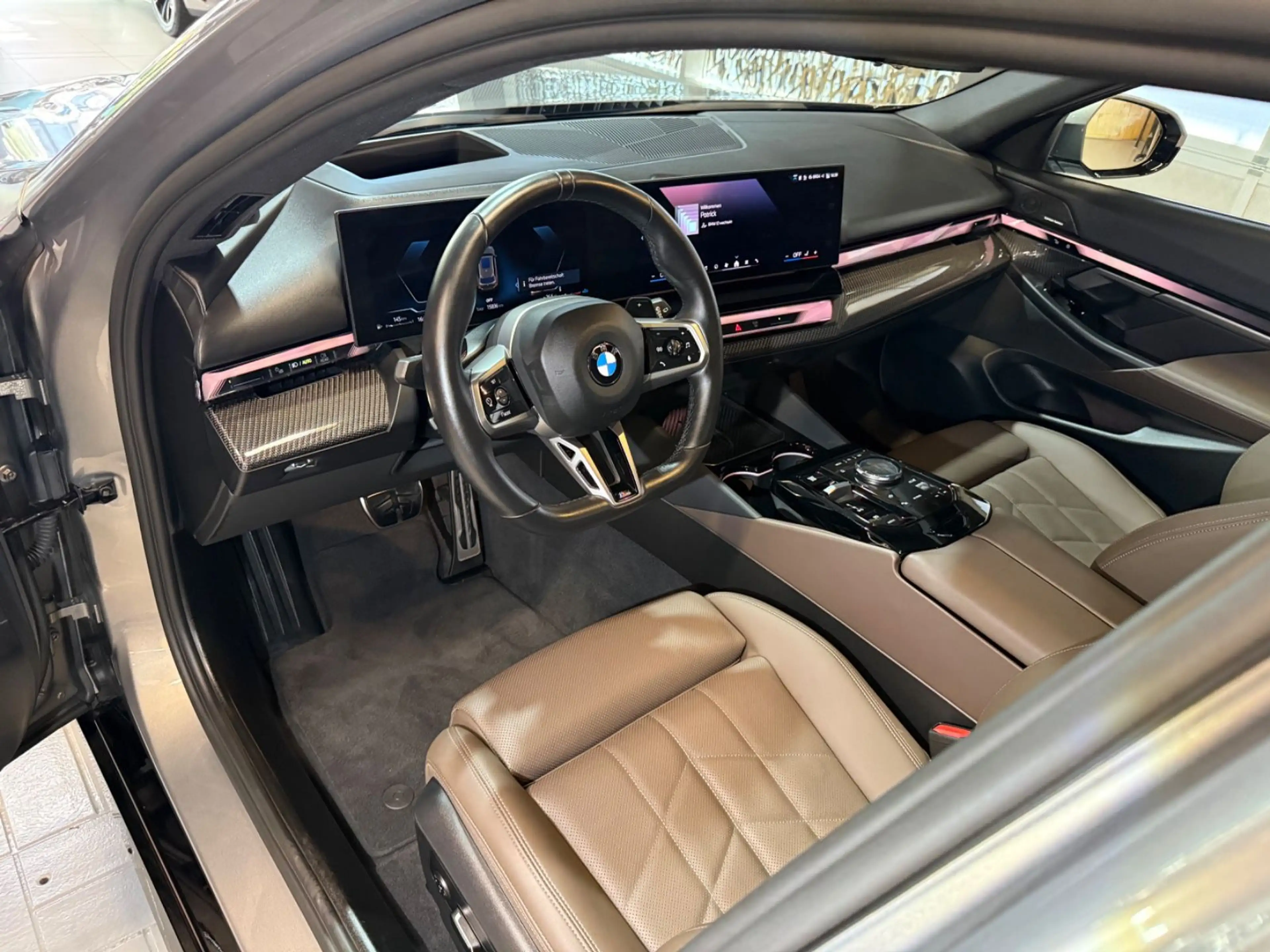 BMW 520 d M Sport Pro Touring LED~PANO~HEADUP~AHK~360 — photo 13