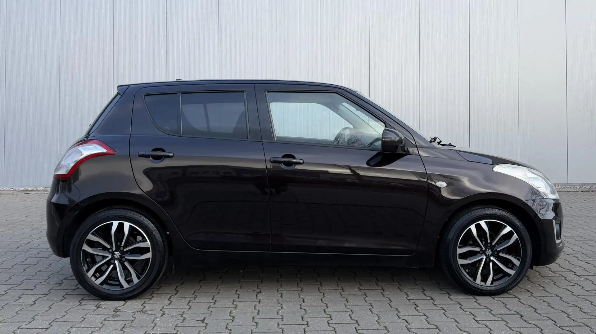 Suzuki Swift 1.2 Exclusive EASSS 90PK 2015 Cruise | Alcantara | Braun - 2