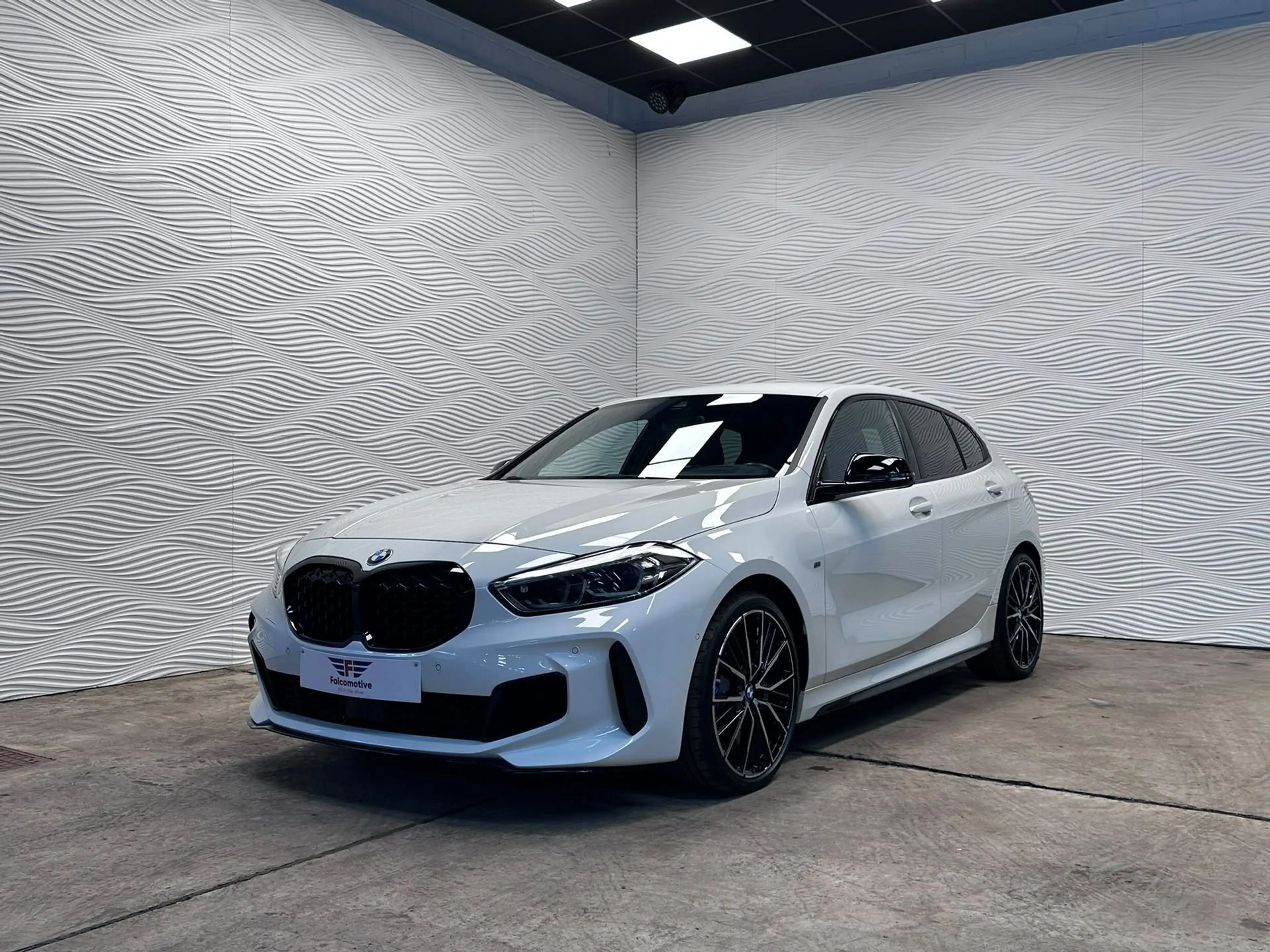 BMW 135 M135i*XDRIVE*HEAD UP*CARPLAY*306 PK* — photo 3
