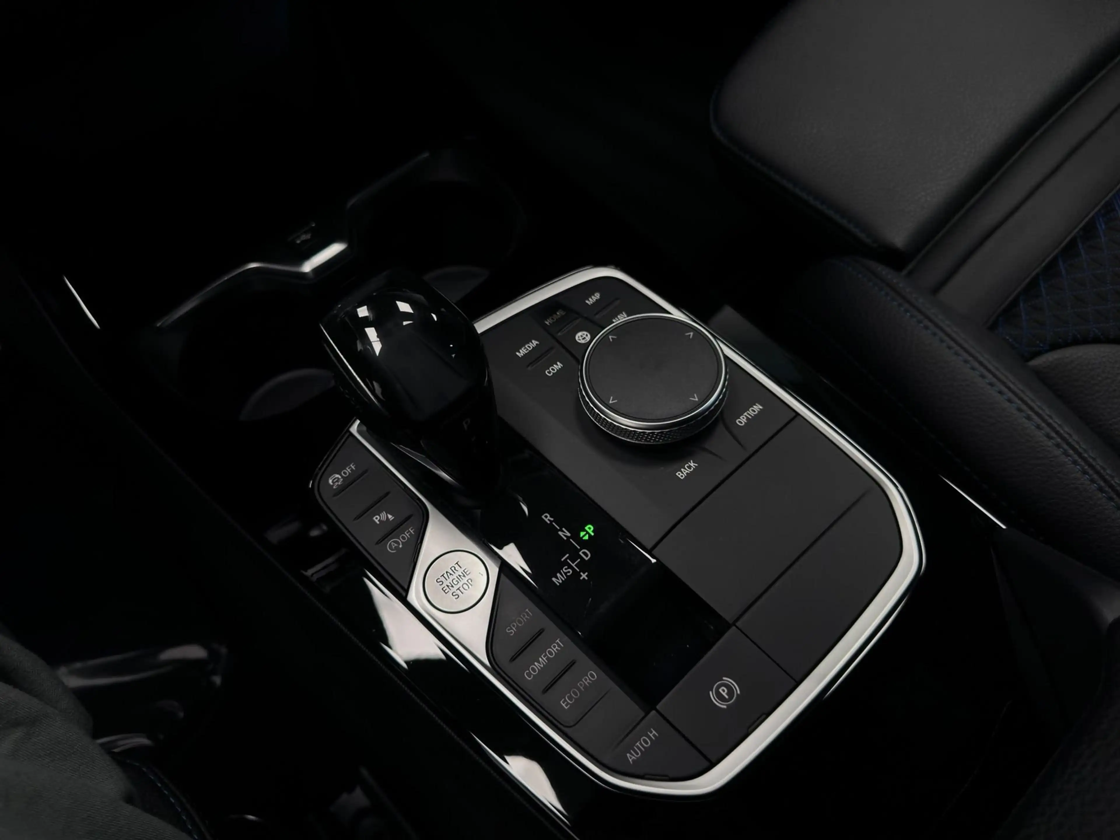 BMW 135 M135i*XDRIVE*HEAD UP*CARPLAY*306 PK* — photo 31