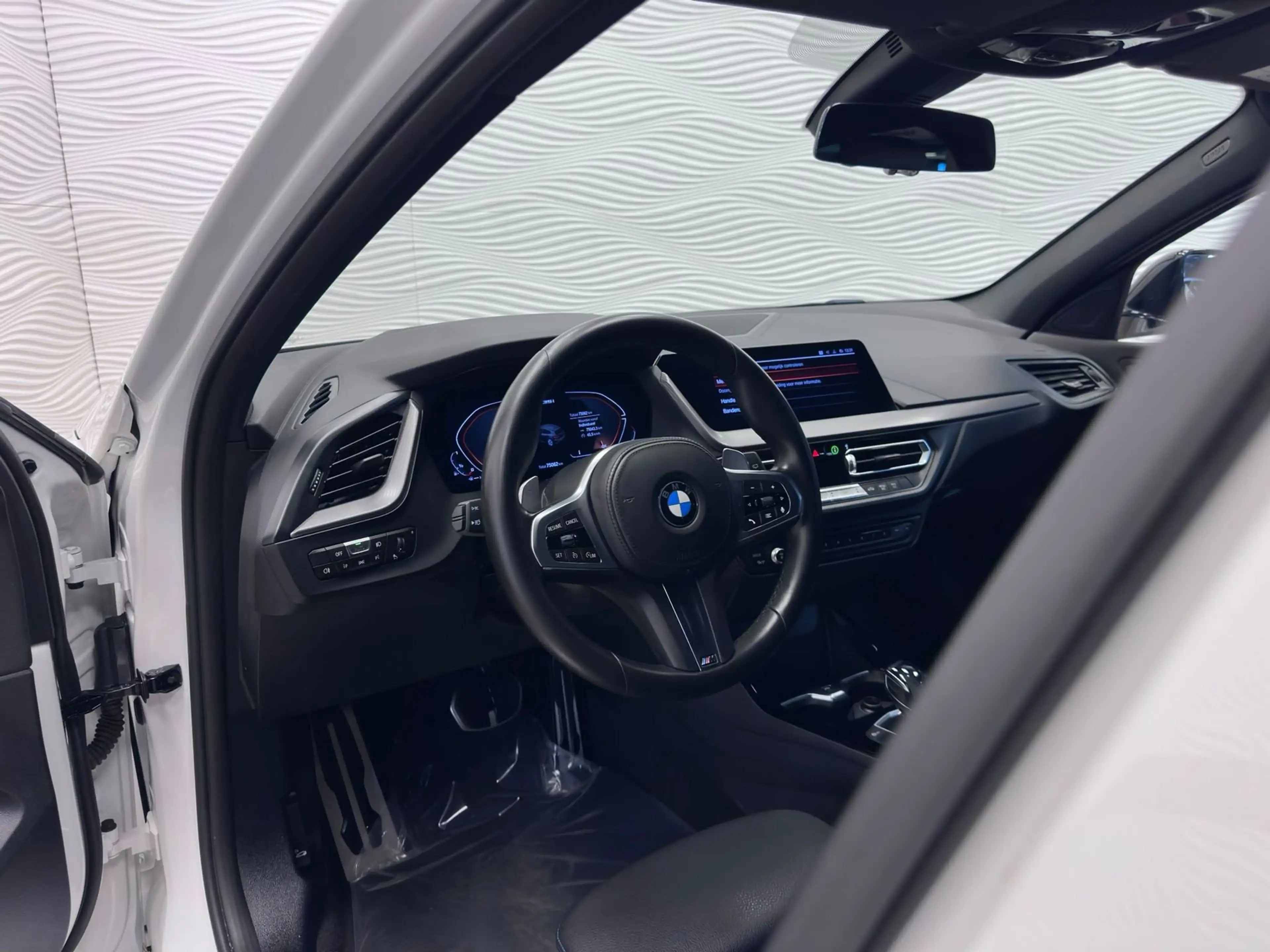 BMW 135 M135i*XDRIVE*HEAD UP*CARPLAY*306 PK* — photo 24