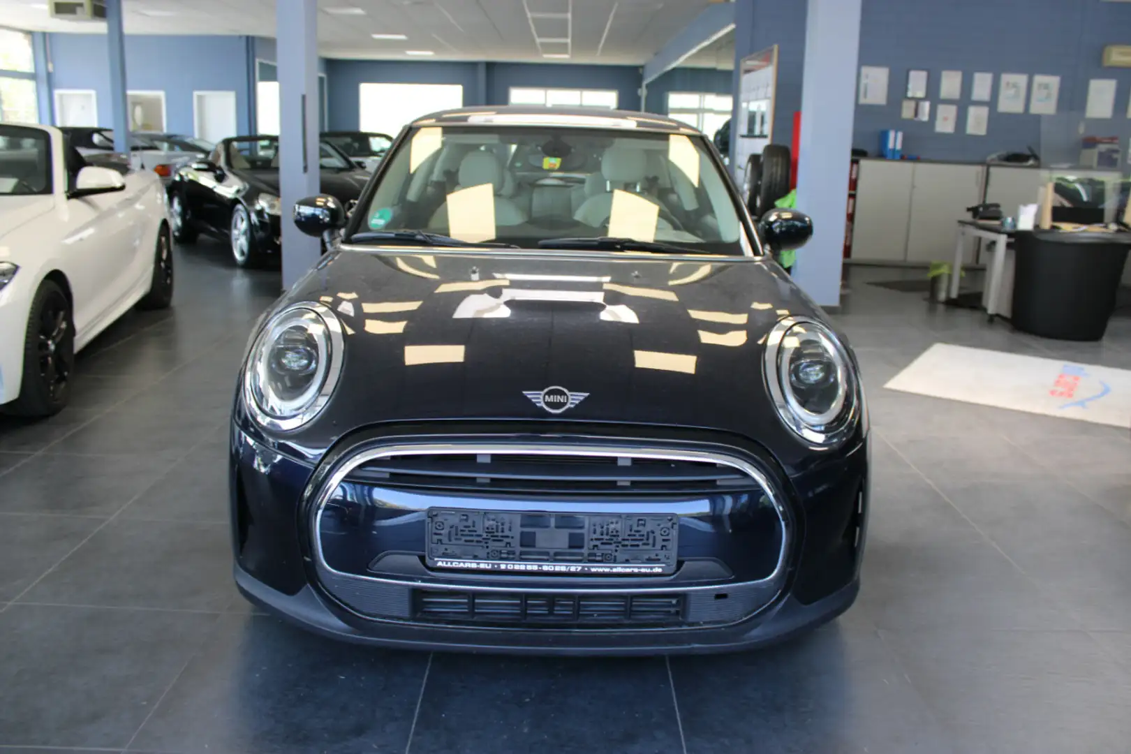 MINI One - Leder - SHZ - Panorama - Navi - PDC - Schwarz - 2