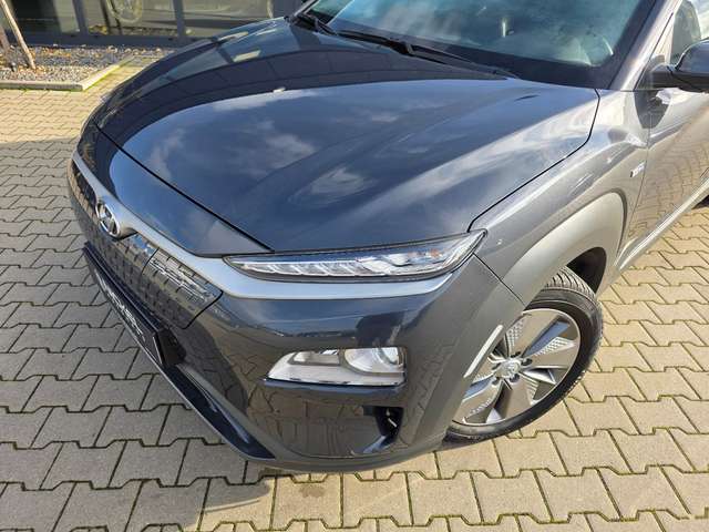 Hyundai KONA Style Elektro 64Kwh*Acc*Kamera*Navi*SOH-98%