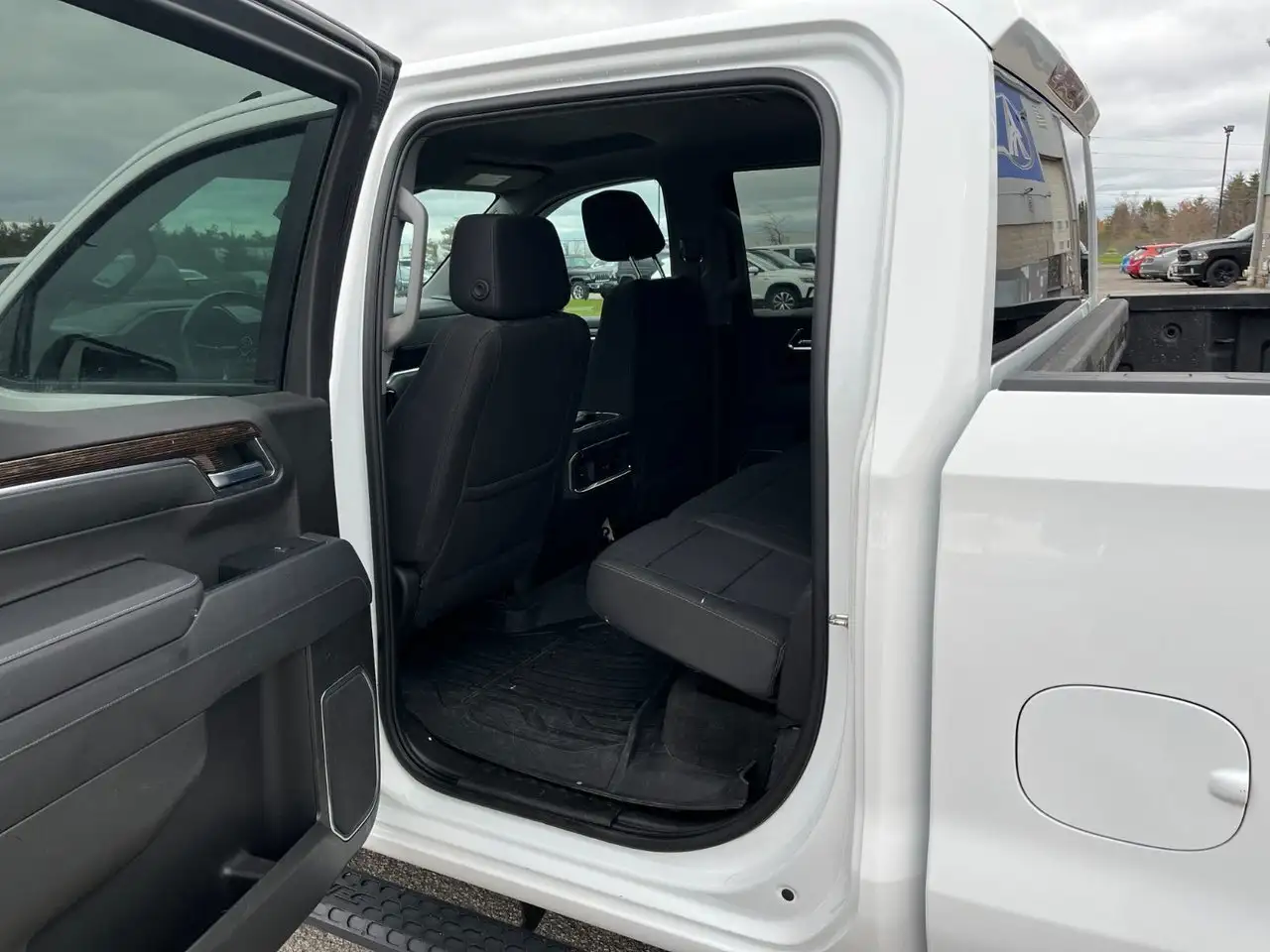 GMC Sierra 1500 снимка GMC Sierra 1500