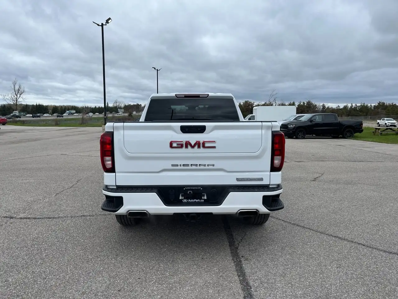 GMC Sierra 1500 снимка GMC Sierra 1500