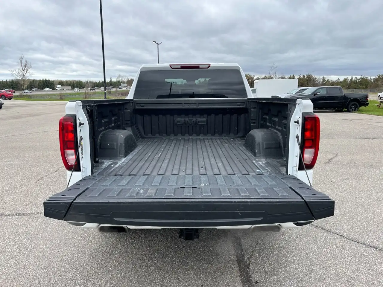 GMC Sierra 1500 снимка GMC Sierra 1500