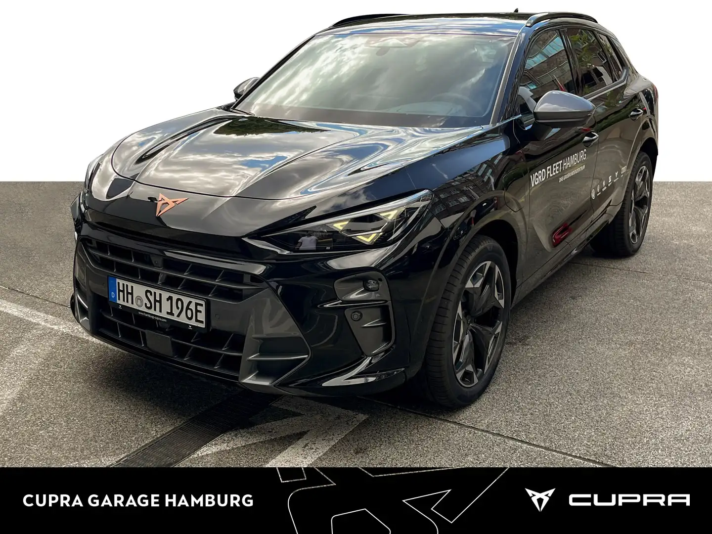 CUPRA Terramar VZ 1.5 e-HYBRID DSG Matrix Sennheiser Schwarz - 1