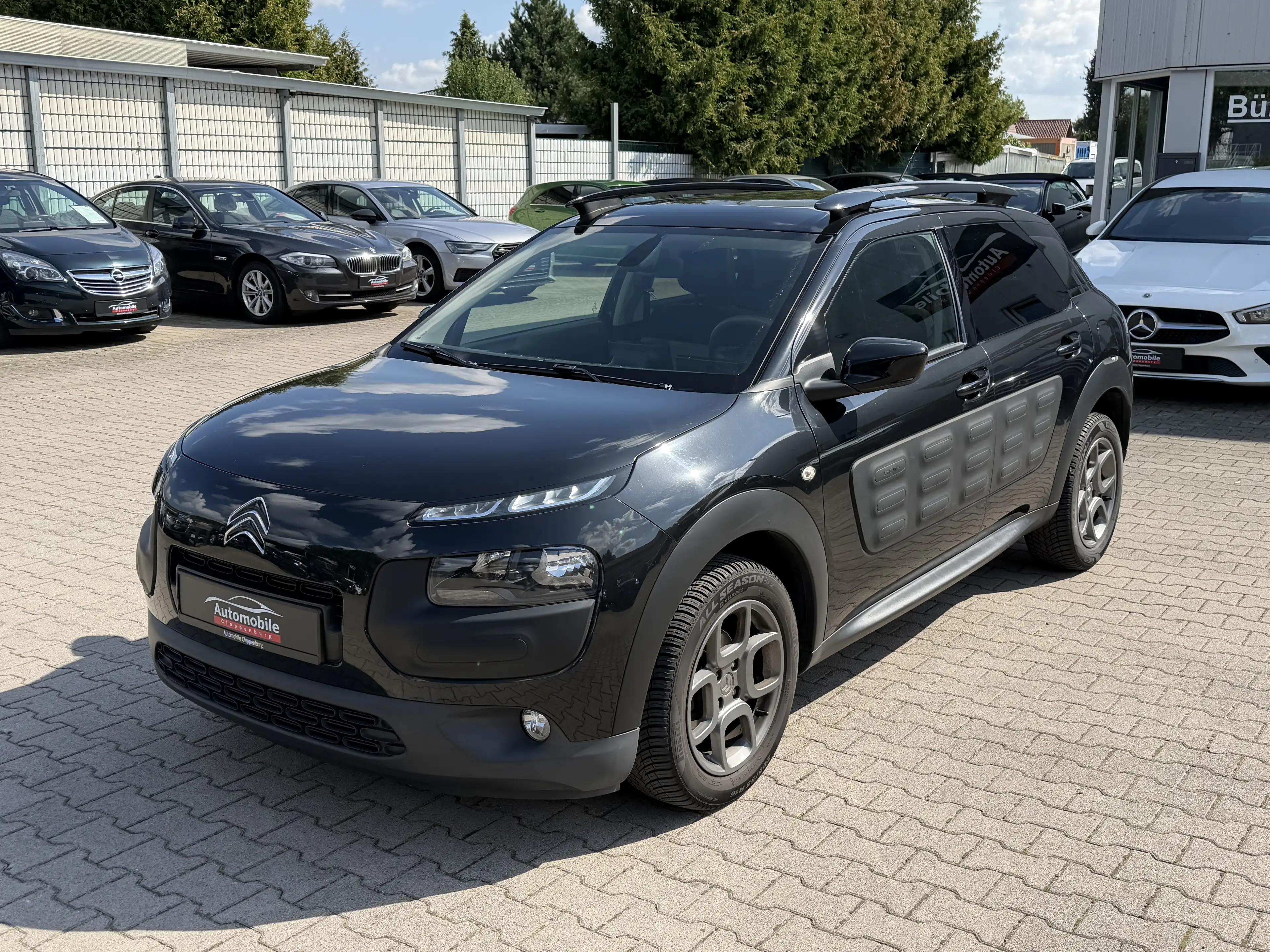 Citroen C4 Cactus Shine 1,2 *Tempomat *SHZ *RFK