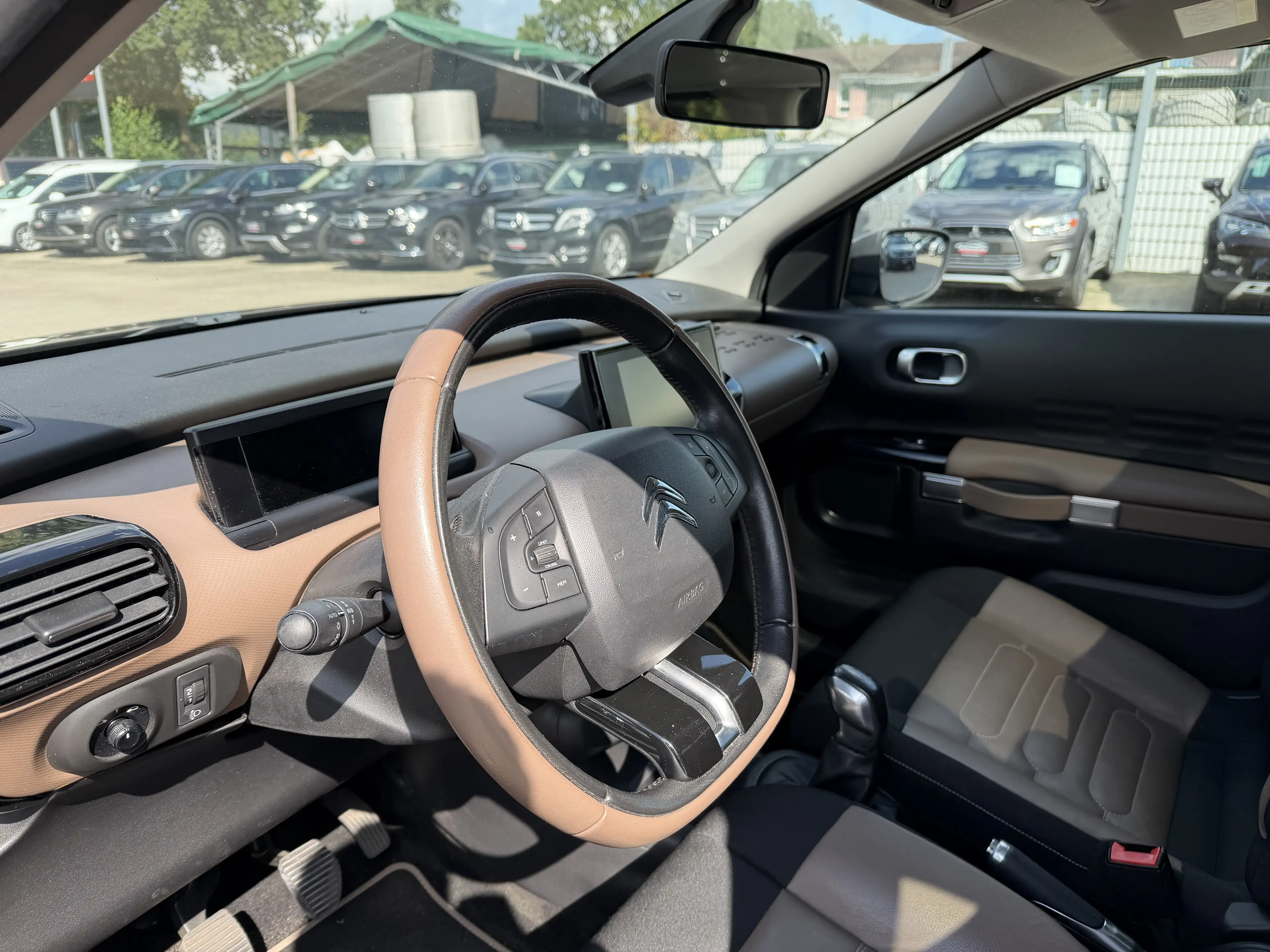 Citroen C4 Cactus Shine 1,2 *Tempomat *SHZ *RFK — photo 10