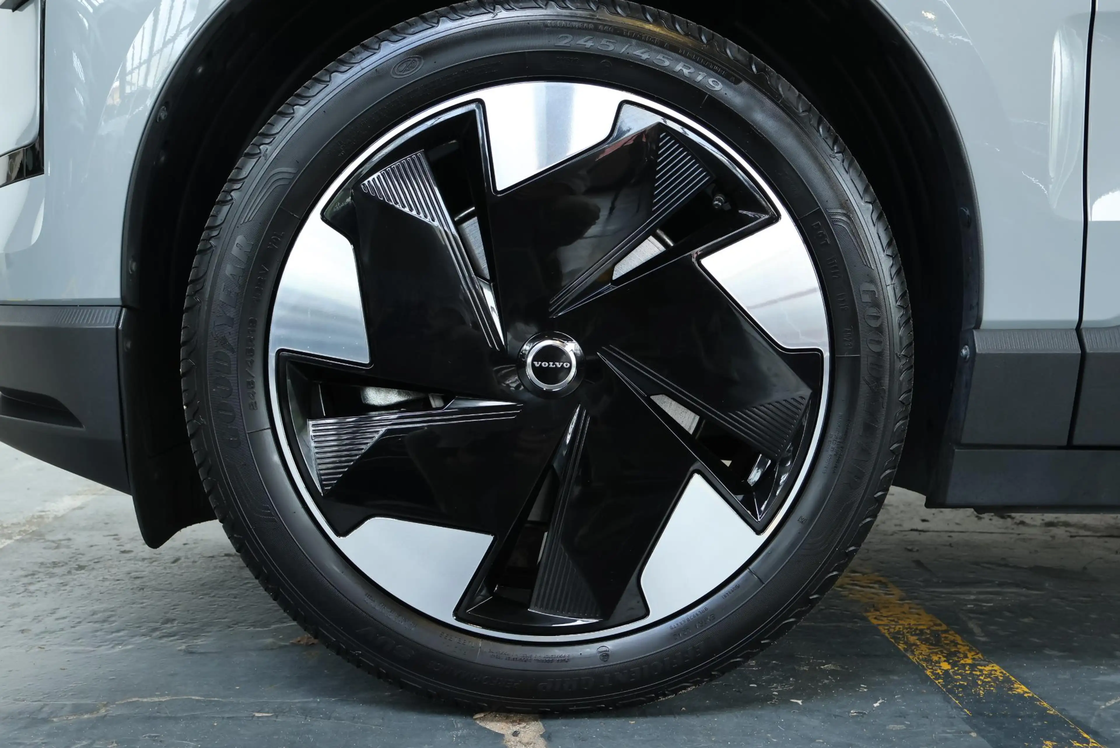 Volvo EX30 Single Motor Extended Range Plus 69 kWh | Stoel en — photo 8