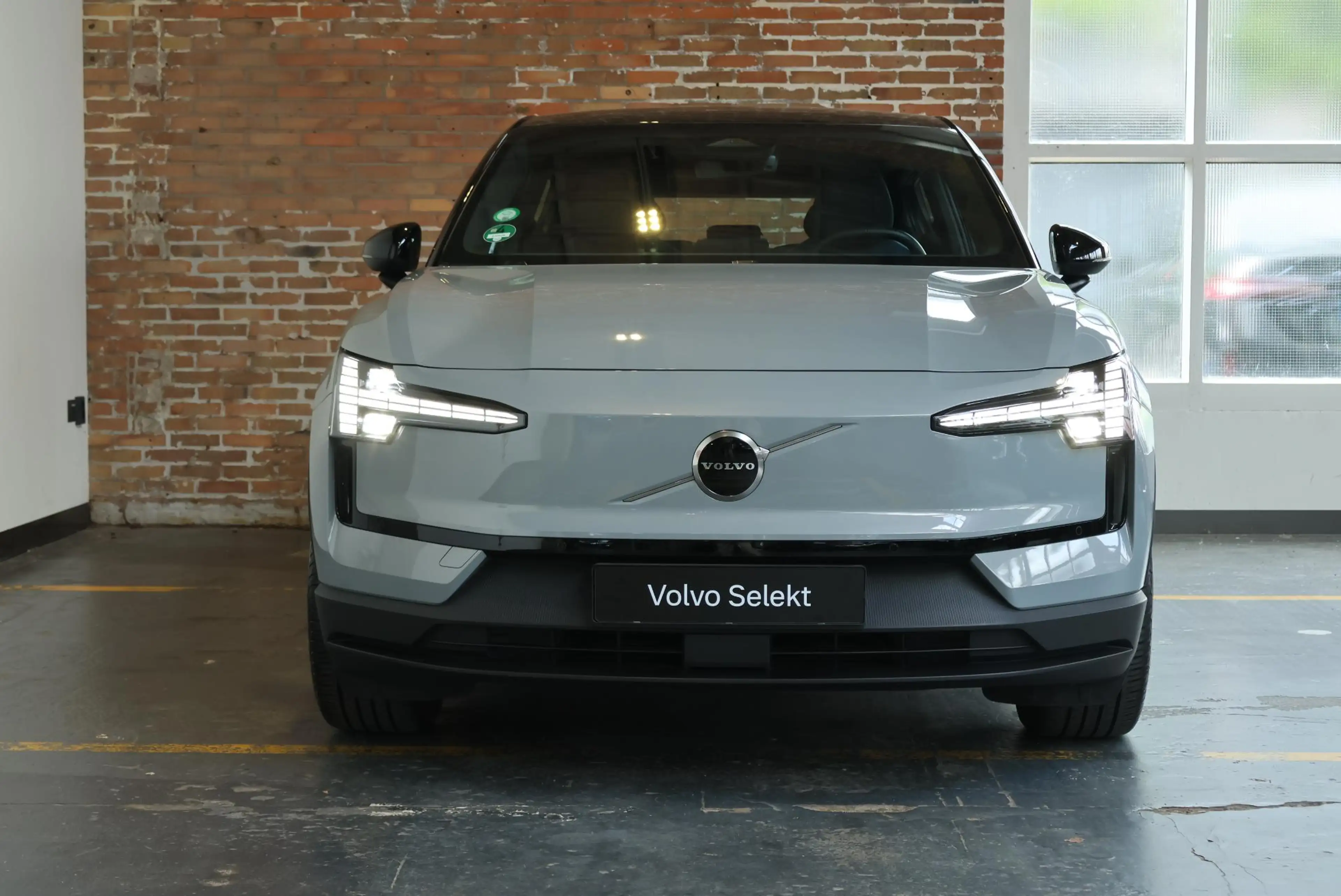 Volvo EX30 Single Motor Extended Range Plus 69 kWh | Stoel en — photo 5