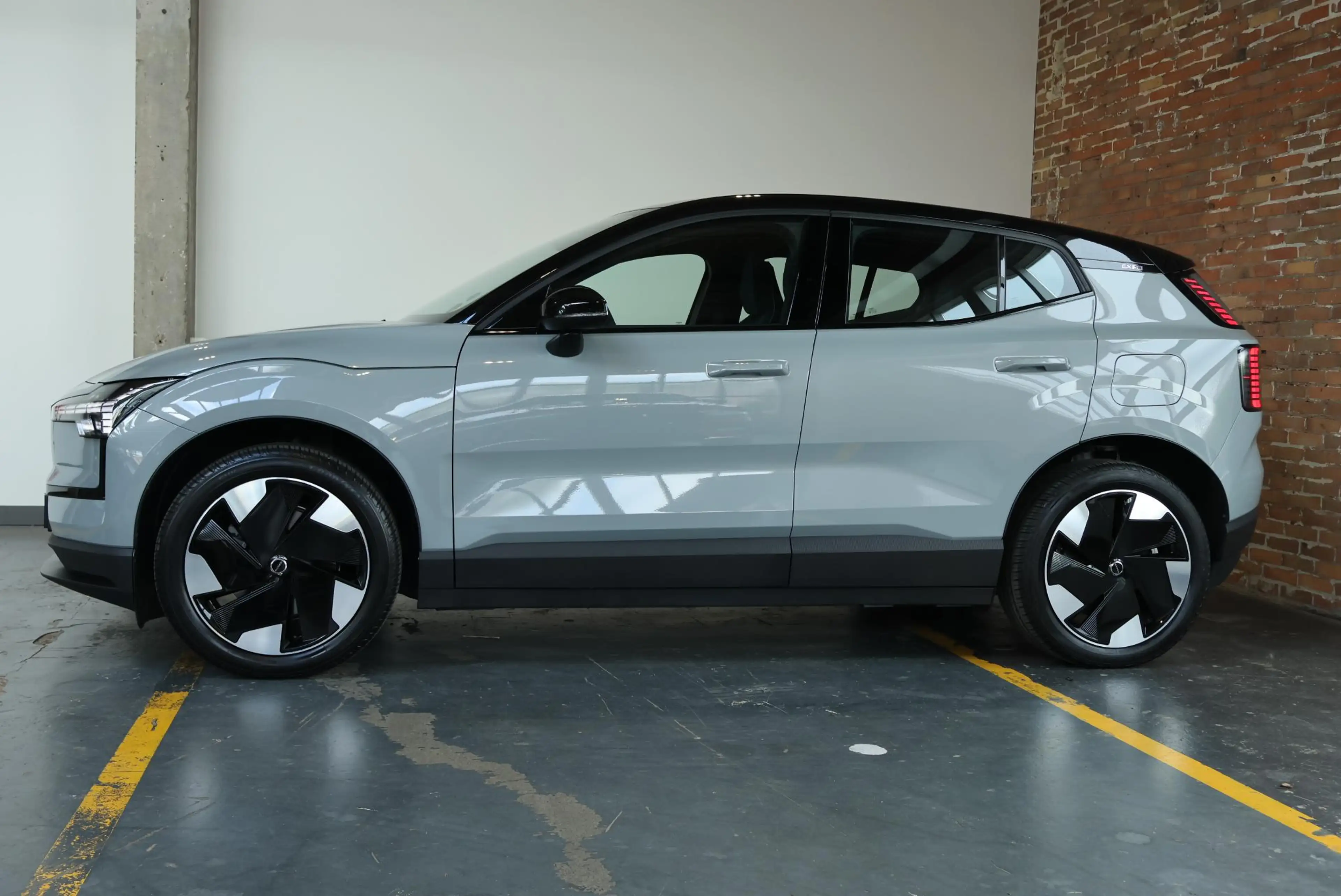 Volvo EX30 Single Motor Extended Range Plus 69 kWh | Stoel en — photo 6